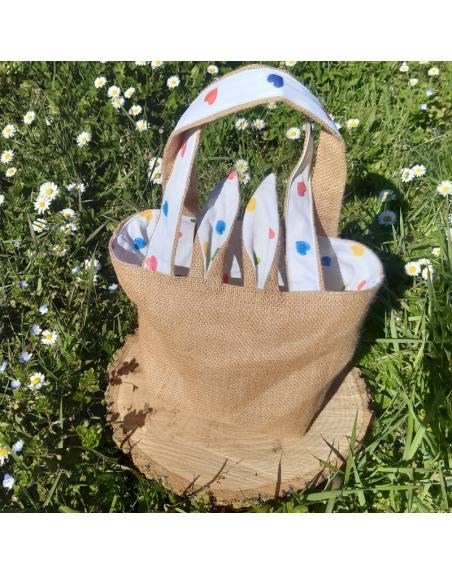 Panier de Pâques artisanal en jute avec doublure coton cœurs multicolores — Un Brin de Nelly